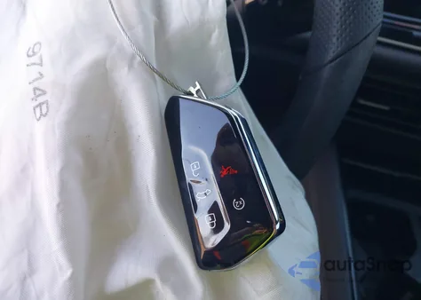 2025 Volkswagen Tiguan 2.0T Sel R-Line из США, поврежденный, VIN 3VVLR7RM3SM055156